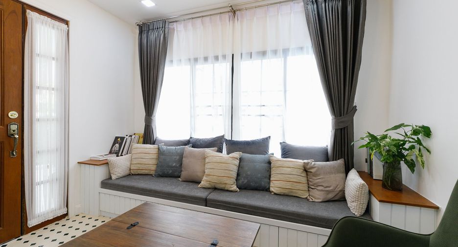 For sale and for rent 5 bedrooms villa in Mueang Chiang Mai, Chiang Mai