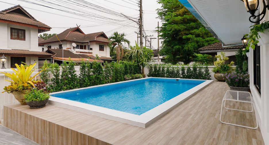 For sale and for rent 5 bedrooms villa in Mueang Chiang Mai, Chiang Mai