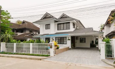 For sale and for rent 5 bedrooms villa in Mueang Chiang Mai, Chiang Mai