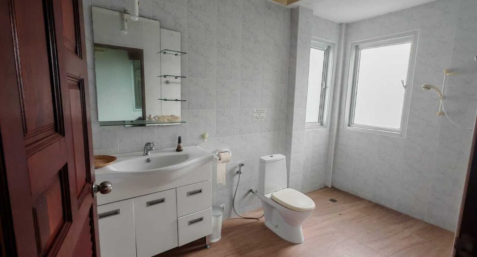 For sale 6 bedrooms house in Ko Samui, Surat Thani