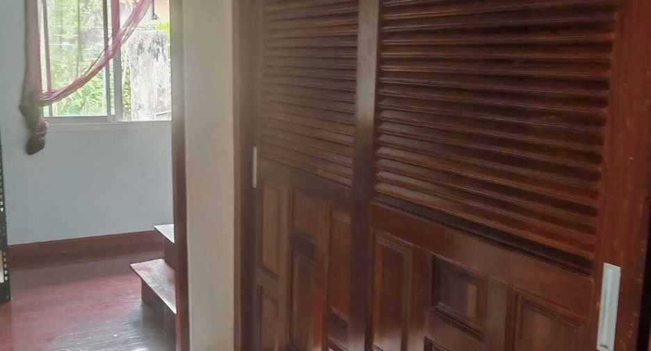 For sale 6 bedrooms house in Ko Samui, Surat Thani