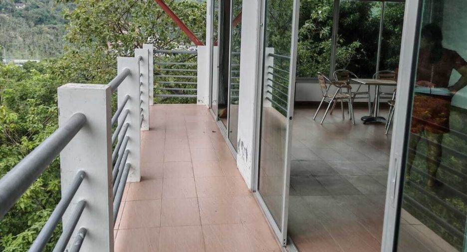 For sale 6 bedrooms house in Ko Samui, Surat Thani
