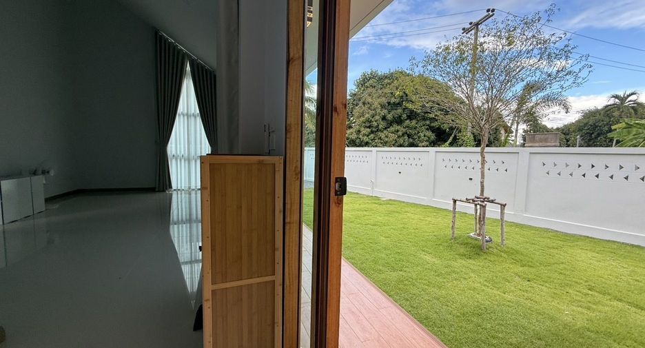 For sale 3 bedrooms house in Doi Saket, Chiang Mai