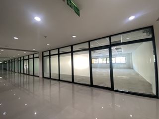 出租 办公室 在 Mueang Chiang Mai, Chiang Mai