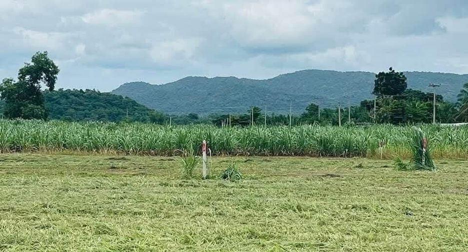 Terreno en venta en Cha Am, Phetchaburi