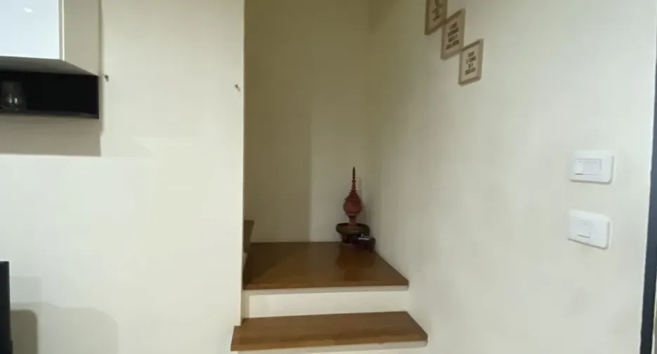 Casa adosada en venta y en alquiler de 4 habitaciones en Suan Luang, Bangkok