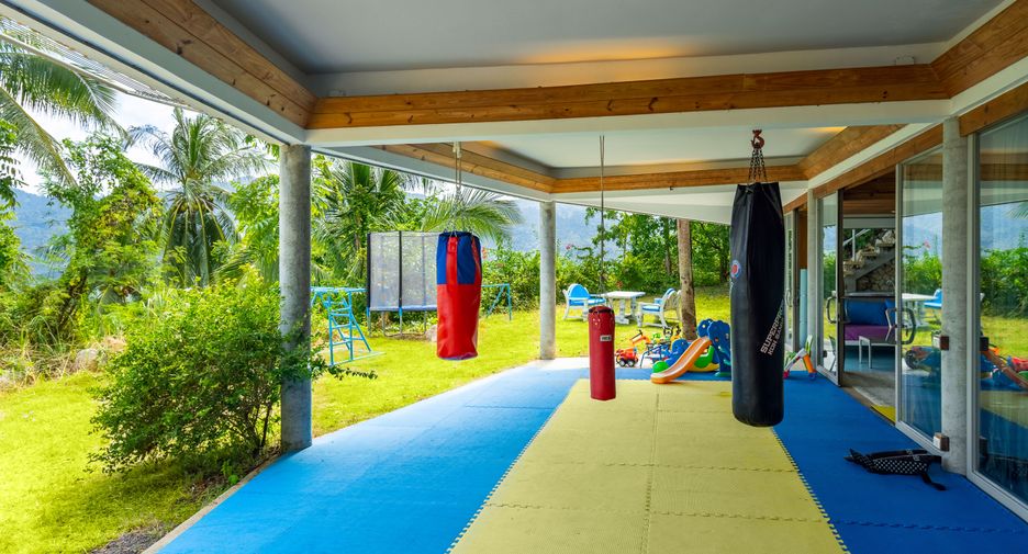 For sale 5 bedrooms villa in Ko Samui, Surat Thani