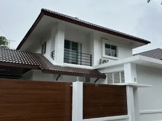 For sale and for rent 4 bedrooms house in San Sai, Chiang Mai