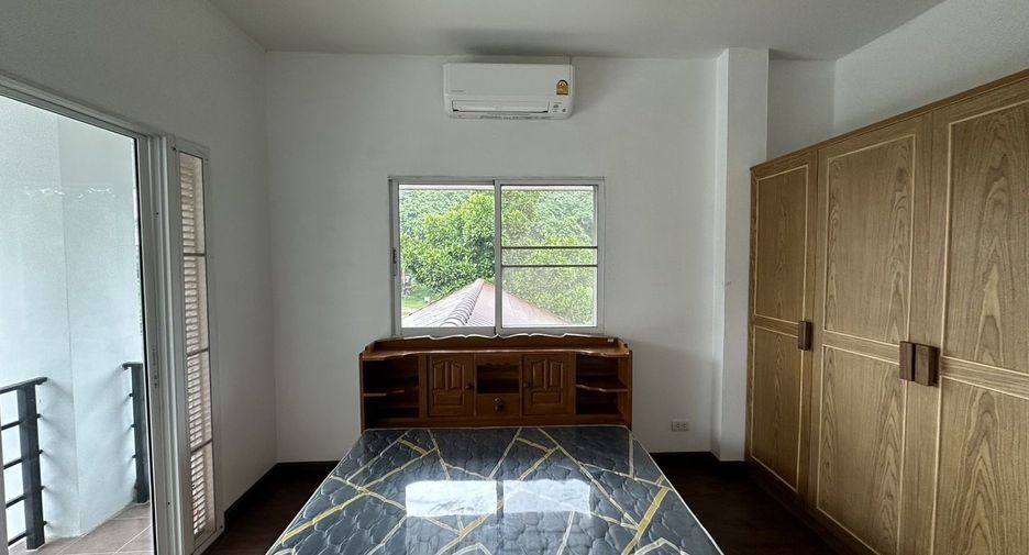 For sale and for rent 4 bedrooms house in San Sai, Chiang Mai