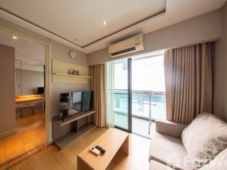 For sale 1 bed condo in Khlong Toei, Bangkok