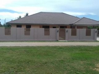For sale 3 bedrooms house in Sam Roi Yot, Prachuap Khiri Khan