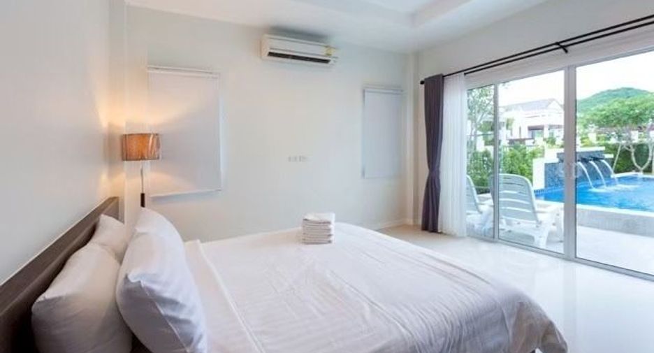 For rent 3 bedrooms villa in Hua Hin, Prachuap Khiri Khan