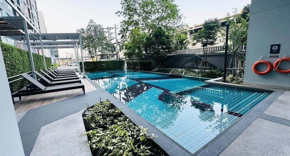 Condo en alquiler de 1 habitaciones en Bang Na, Bangkok