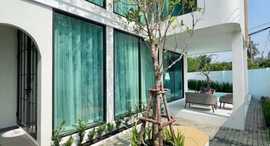 For sale and for rent 4 bedrooms house in Hang Dong, Chiang Mai