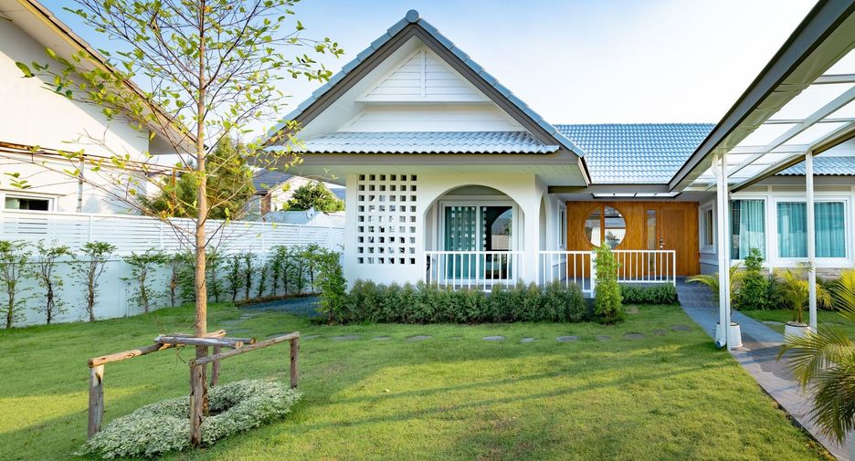 For sale 3 bedrooms house in Doi Saket, Chiang Mai