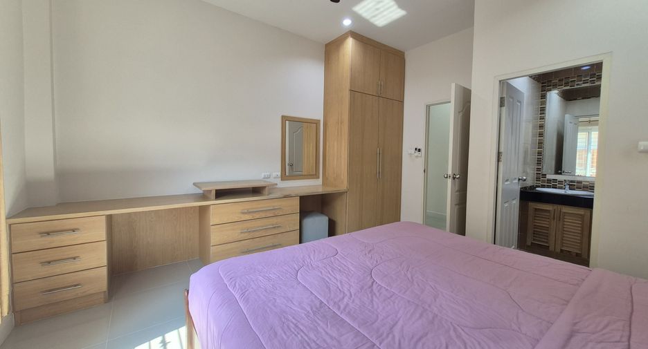 For sale 3 bedrooms house in Bang Lamung, Chonburi