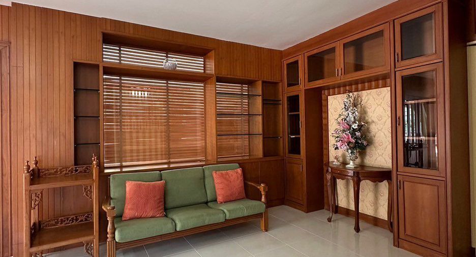 出租 5 卧室 独立屋 在 Hang Dong, Chiang Mai