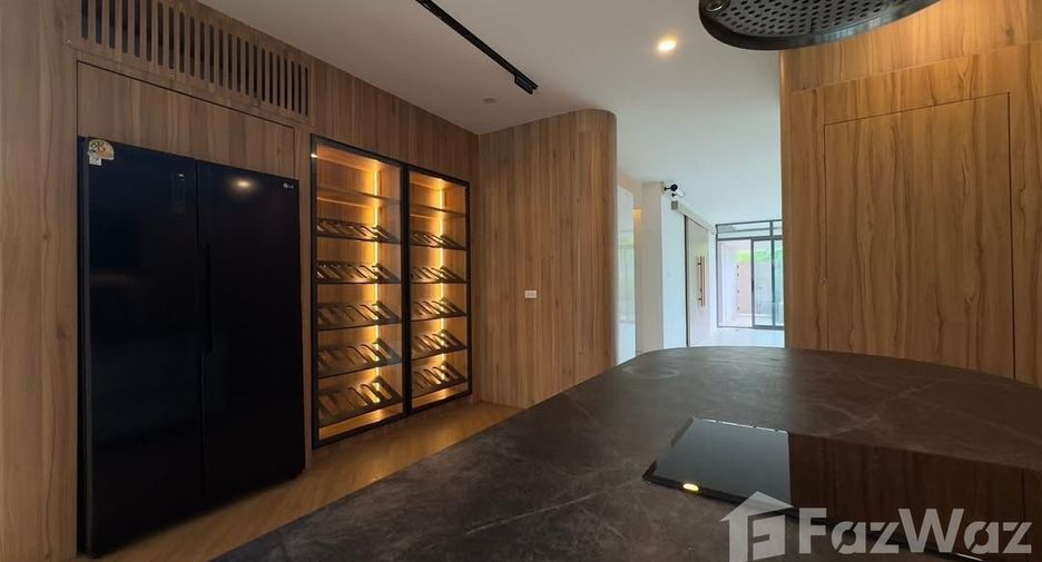 For sale 6 bedrooms villa in Mae Rim, Chiang Mai