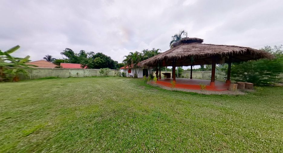 For sale 10 bedrooms villa in San Pa Tong, Chiang Mai