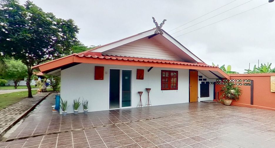 For sale 10 bedrooms villa in San Pa Tong, Chiang Mai