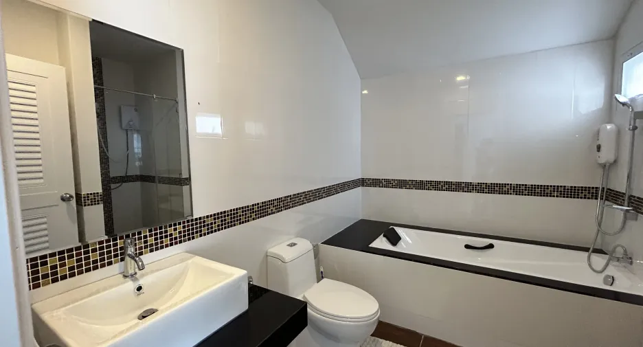 For rent 3 bedrooms villa in Hua Hin, Prachuap Khiri Khan