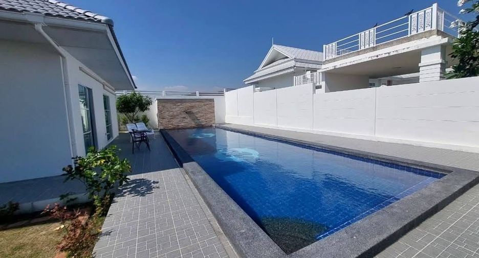 For rent 3 bedrooms villa in Hua Hin, Prachuap Khiri Khan