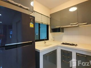 Reihenhaus zum Kauf und zur Miete mit 3 Zimmer in Bang Kapi, Bangkok
