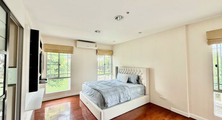 For rent 3 bedrooms house in Mueang Chiang Mai, Chiang Mai