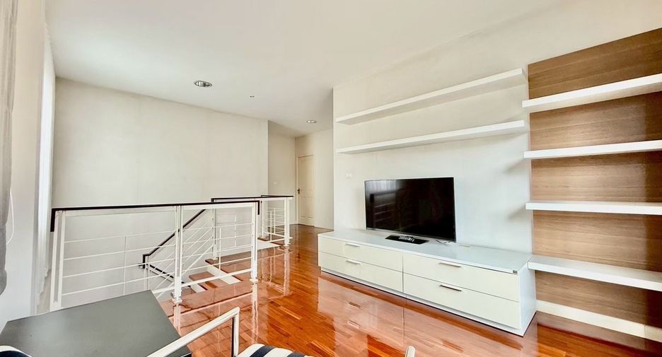 For rent 3 bedrooms house in Mueang Chiang Mai, Chiang Mai