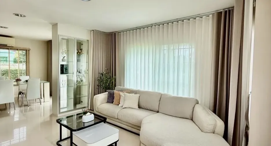 For rent 3 bedrooms house in Mueang Chiang Mai, Chiang Mai