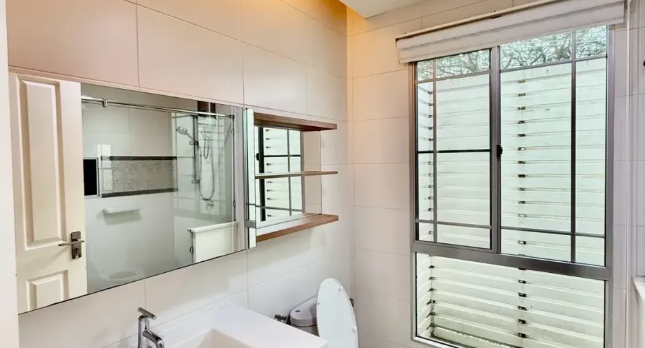 For rent 3 bedrooms house in Mueang Chiang Mai, Chiang Mai