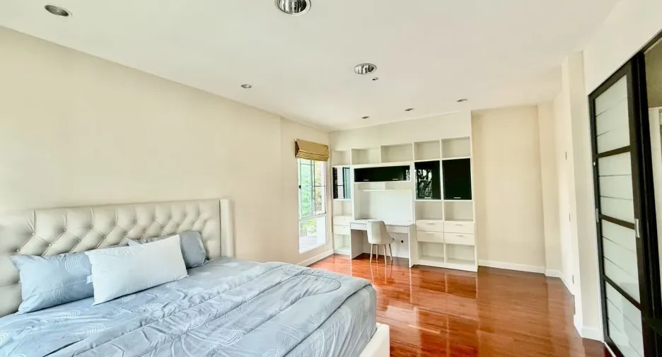 For rent 3 bedrooms house in Mueang Chiang Mai, Chiang Mai