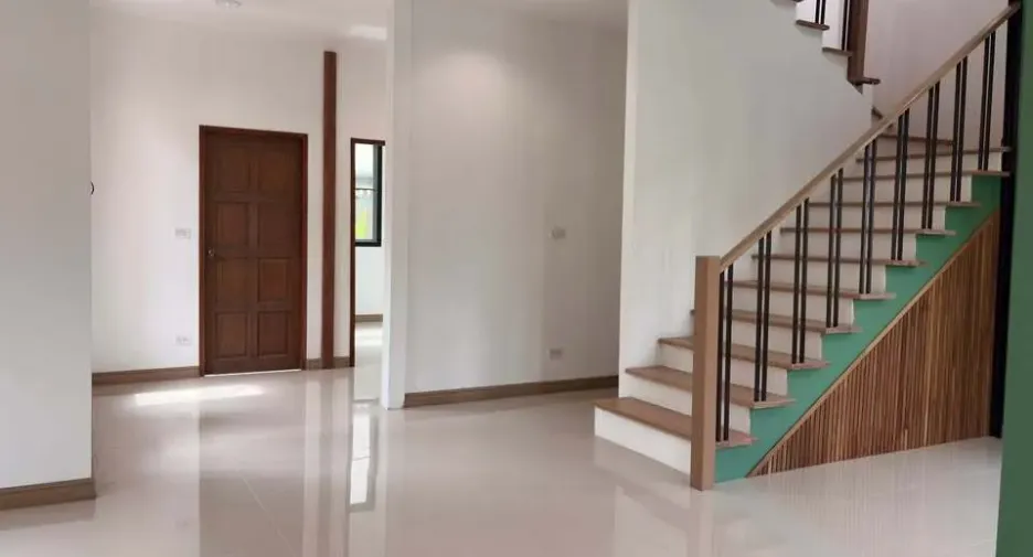 For sale 3 bedrooms house in Thawi Watthana, Bangkok