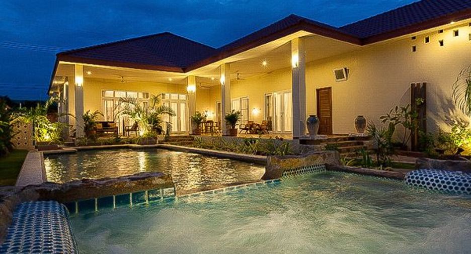 For sale 15 bedrooms villa in Bang Lamung, Chonburi