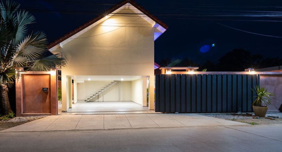 For sale 15 bedrooms villa in Bang Lamung, Chonburi