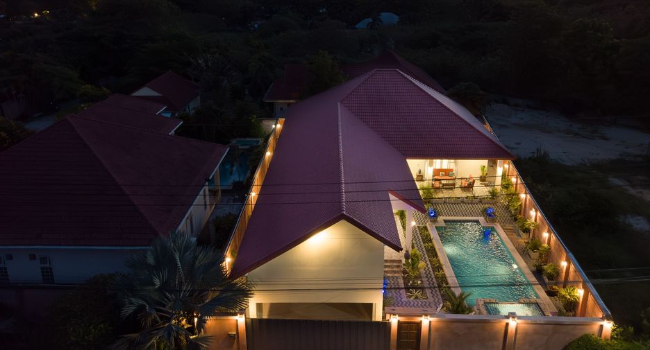 For sale 15 bedrooms villa in Bang Lamung, Chonburi