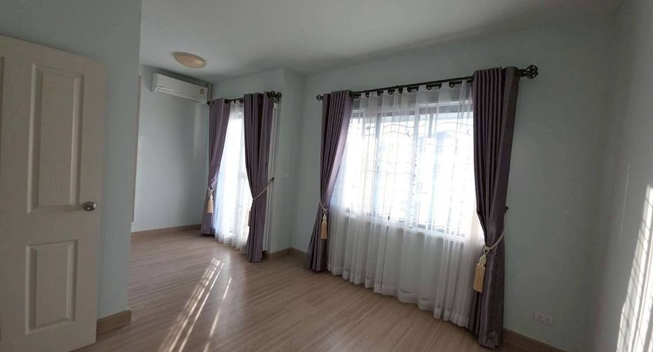 For sale and for rent 2 bedrooms townhouse in Bang Phli, Samut Prakan
