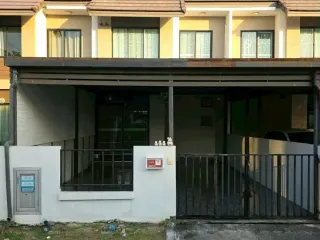 出售 和 出租 2 卧室 联排别墅 在 Bang Phli, Samut Prakan