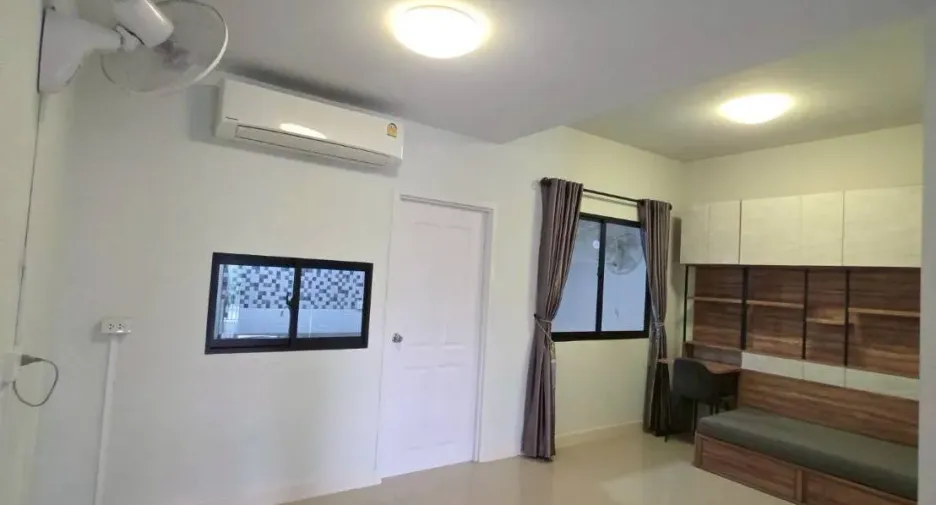 For sale and for rent 2 bedrooms townhouse in Bang Phli, Samut Prakan