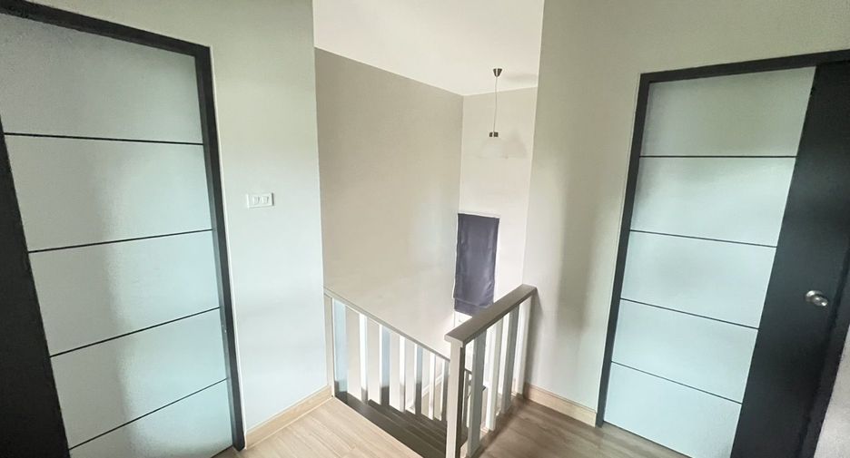 For rent 3 bedrooms house in Doi Saket, Chiang Mai