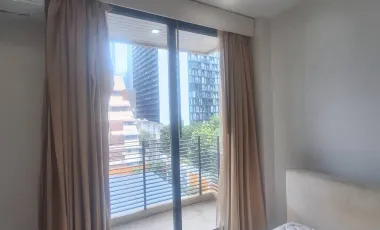 For sale 1 bed condo in Pathum Wan, Bangkok