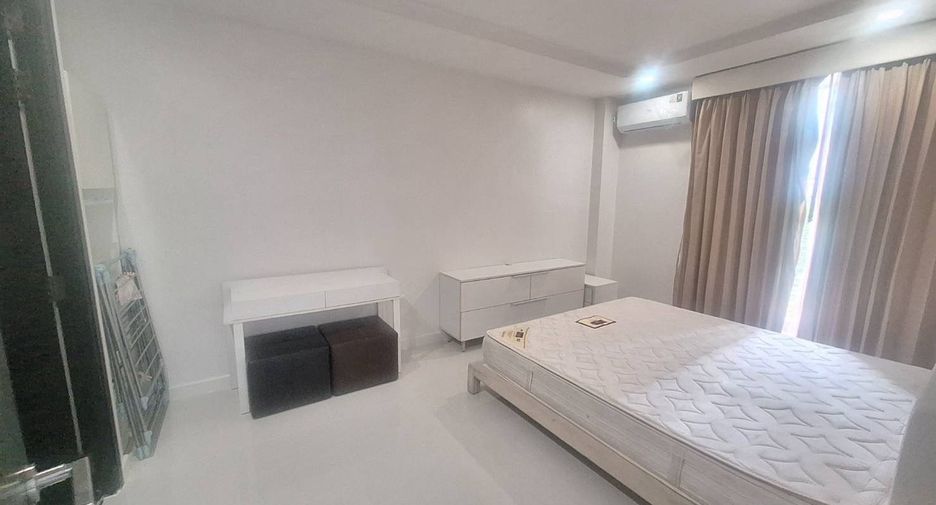For sale 1 bed condo in Pathum Wan, Bangkok