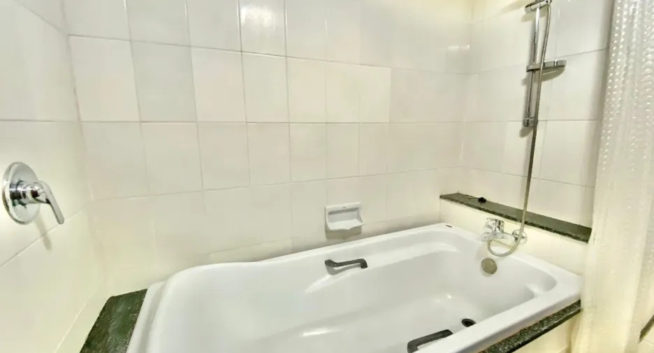 For rent 2 ベッドルーム condo in Mueang Chiang Mai, Chiang Mai