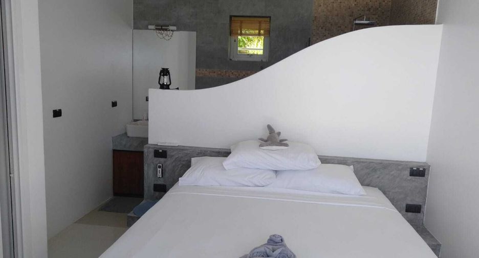For rent 3 bedrooms villa in Ko Samui, Surat Thani