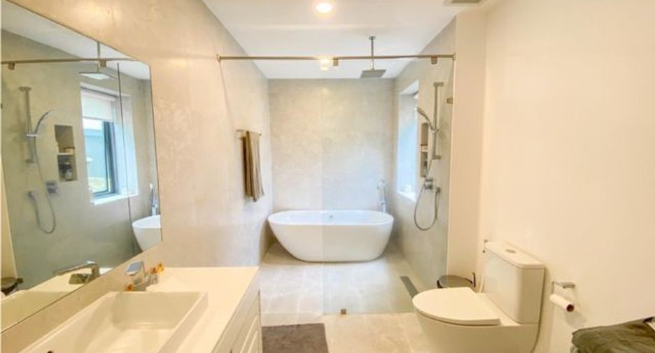 For sale 3 bedrooms villa in Mueang Phuket, Phuket