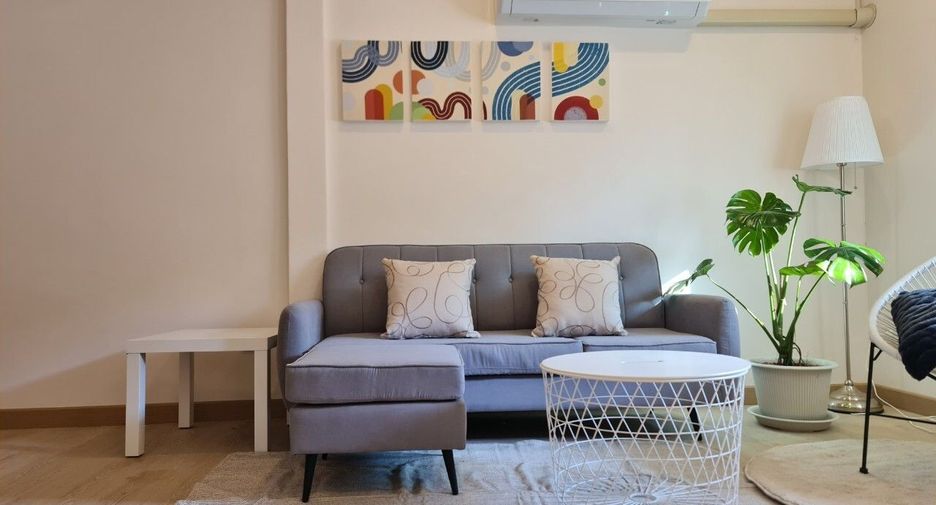 For sale 2 bedrooms townhouse in Mueang Chiang Mai, Chiang Mai