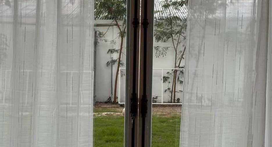 For rent 4 bedrooms house in Ko Samui, Surat Thani