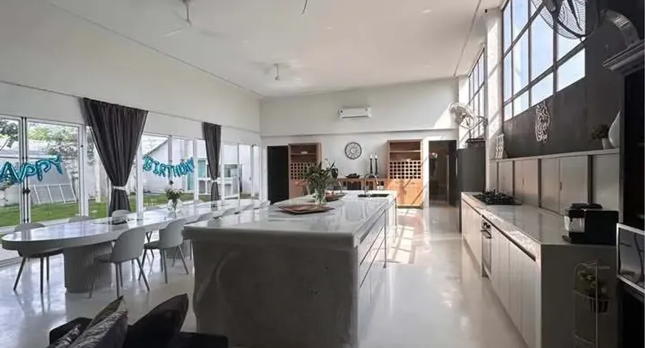 For rent 4 bedrooms house in Ko Samui, Surat Thani