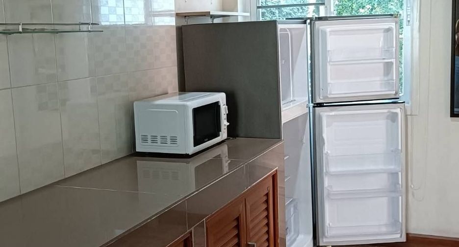 For rent 3 bedrooms house in Saraphi, Chiang Mai
