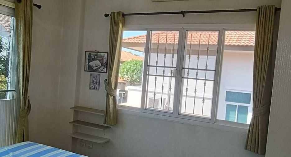 For rent 3 bedrooms house in Saraphi, Chiang Mai